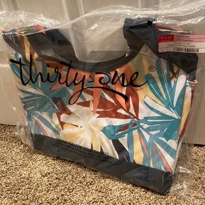 Pick up and go tote in painted palms brand new in bag